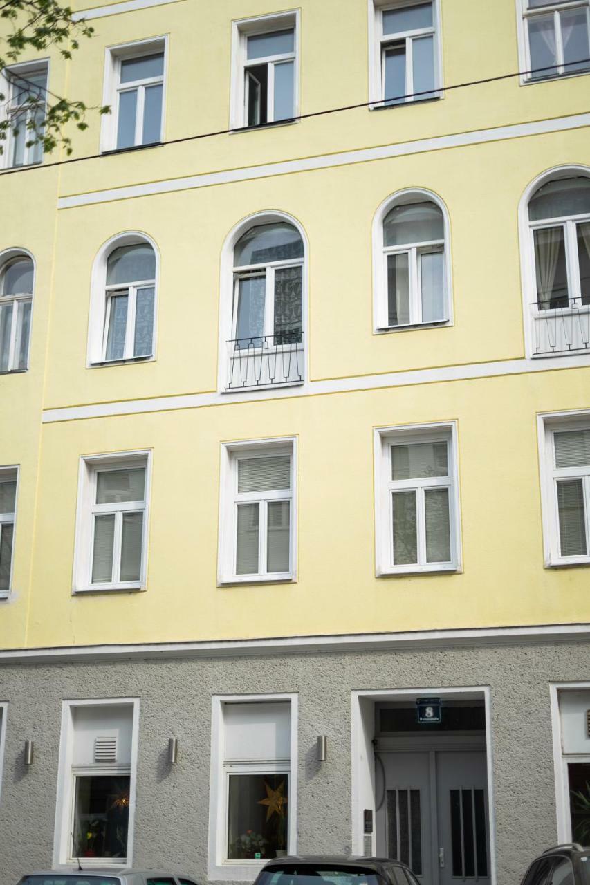 Central Living Apartments - Brigittenau Vienna Exterior photo